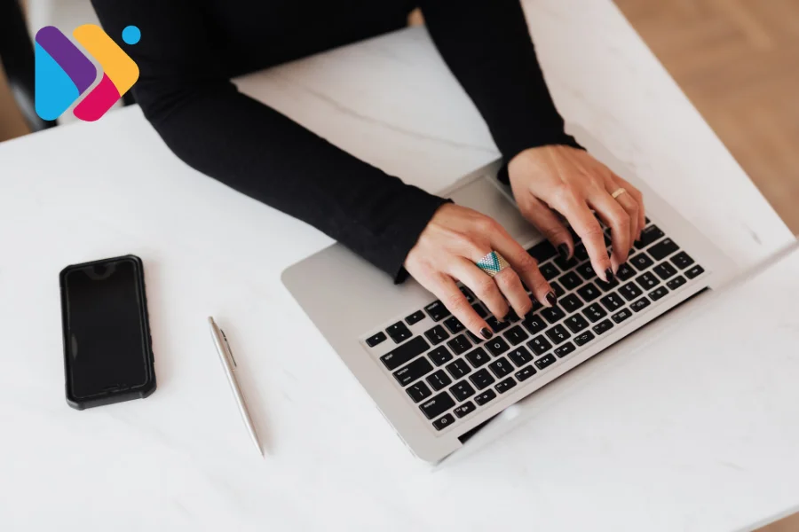 Dashboard de ERP mostrando múltiplas empresas sendo gerenciadas em um único sistema