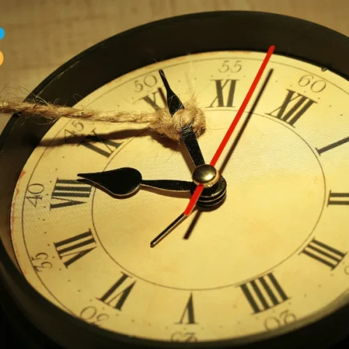 vendedor preparando pedidos após o 11.11