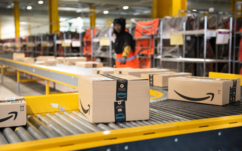 FBA grátis da Amazon Brasil permite novos vendedores testarem logística sem custos.
