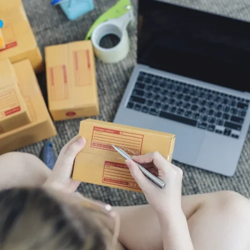 Empresa vendendo produtos em marketplaces online